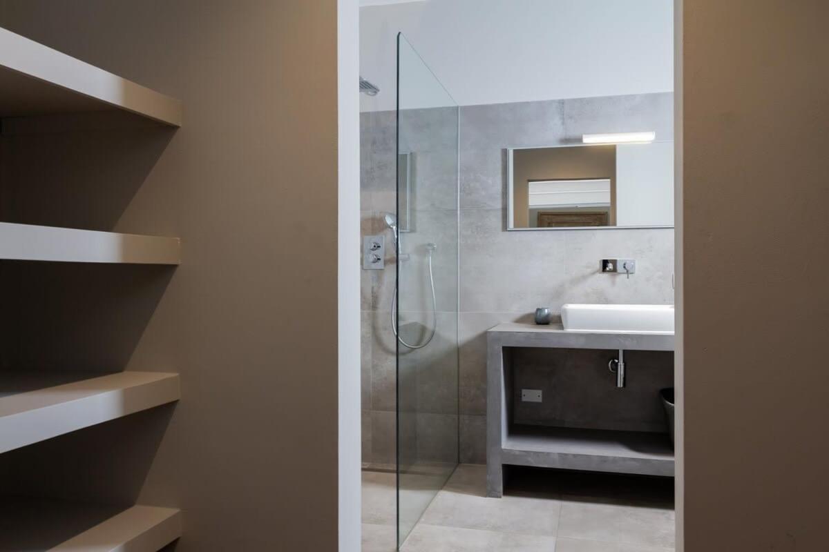 Stylish 4 Bedroom Modern Villa Design, Walking Distance From The Beach Jan Thiel Eksteriør bilde